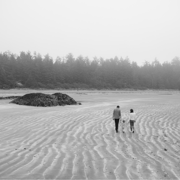 Meet your Posher, Mariah - Picture 3 of 4